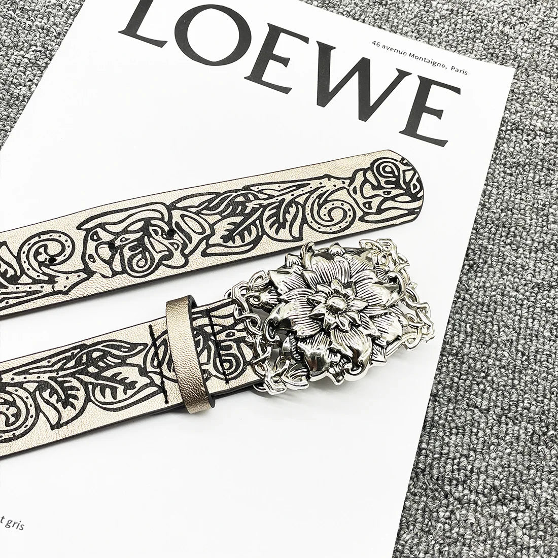 Kawaii Embossed Flower Belt