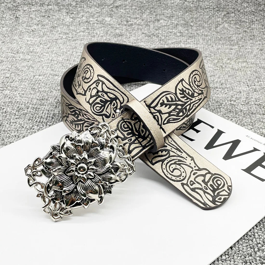 Kawaii Embossed Flower Belt