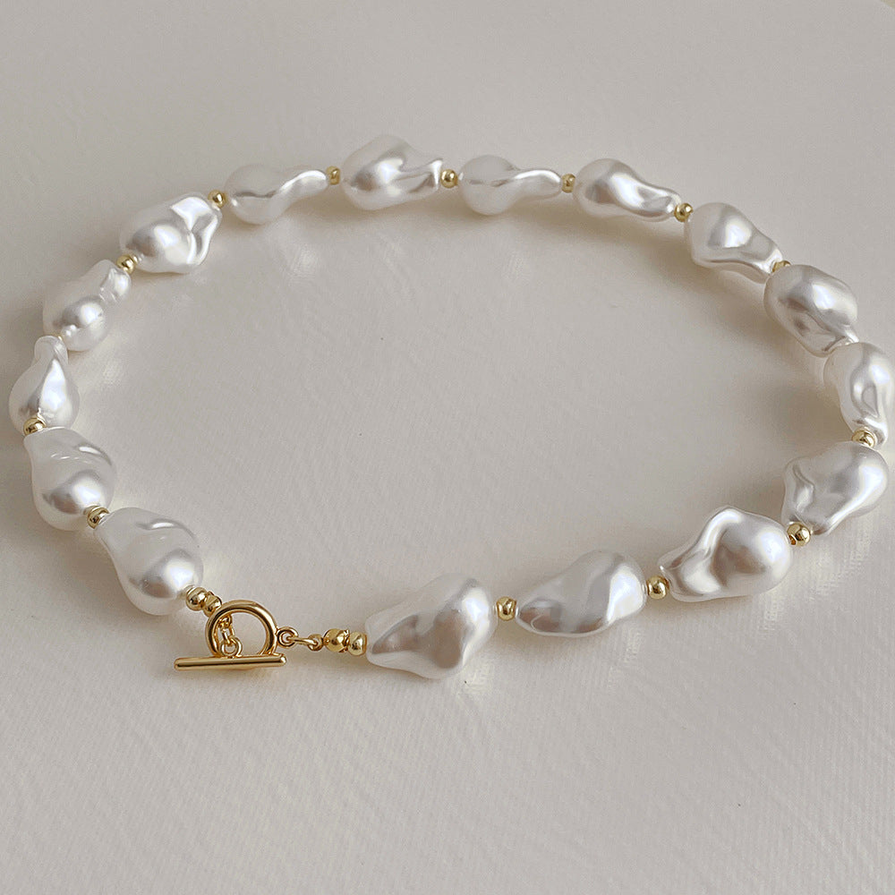 Old Money Pearl Buckle Necklace