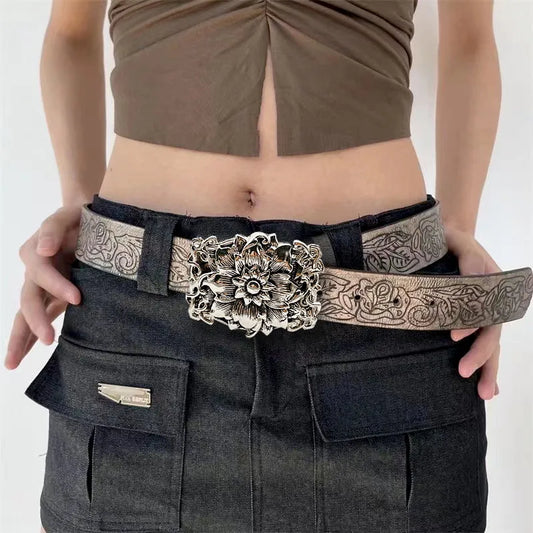 Kawaii Embossed Flower Belt