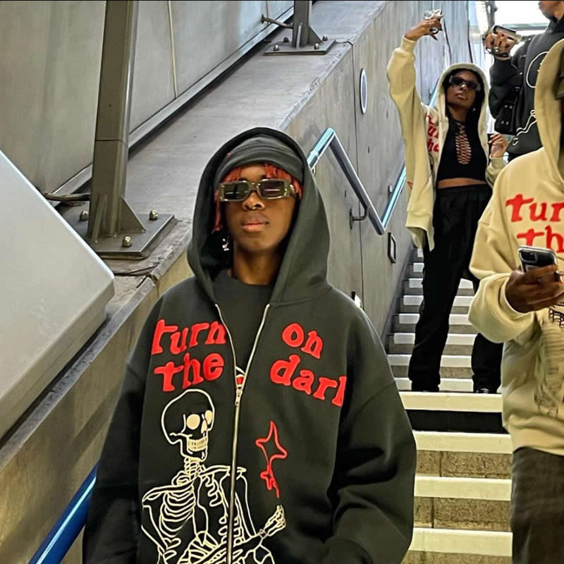 Skeleton Print Zip Up Hoodie - Tisso Clothing