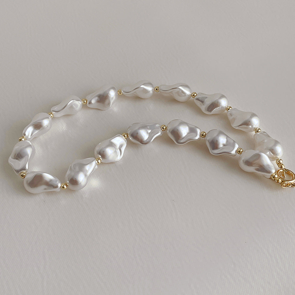Old Money Pearl Buckle Necklace